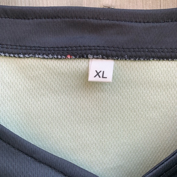 Bel Air Button Jersey - Picture 2 of 3